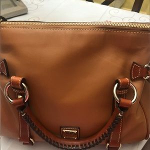 Dooney and Bourke Oberland satchel